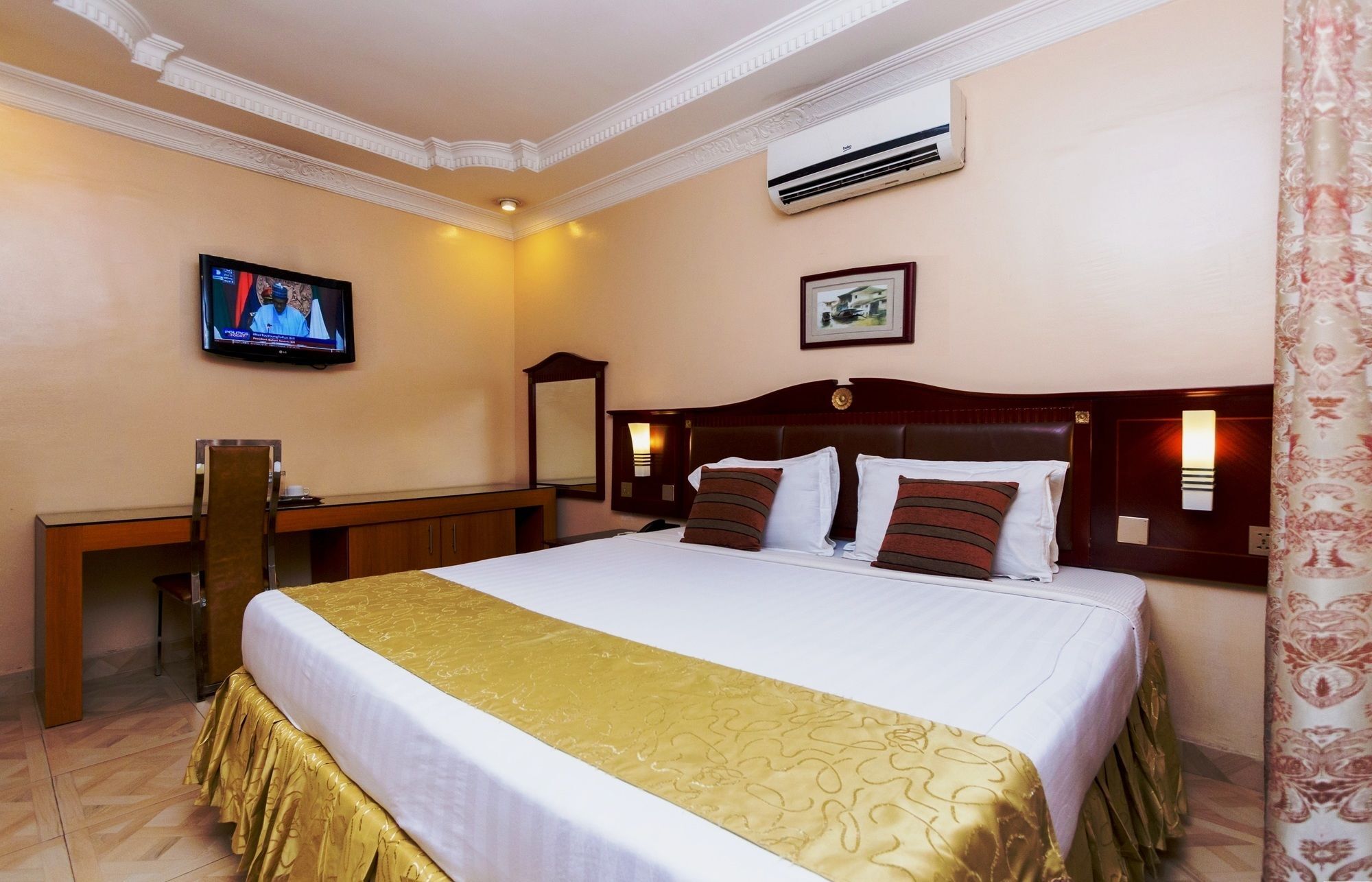 Sunfit - Fitness, Spa, Accommodation Aliayabiagba المظهر الخارجي الصورة